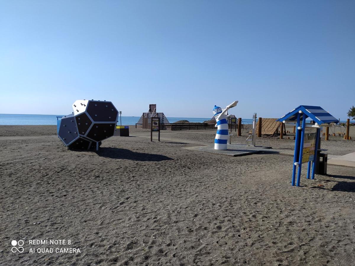 Apartamento playa con vistas al mar Torre Del Mar Exterior foto